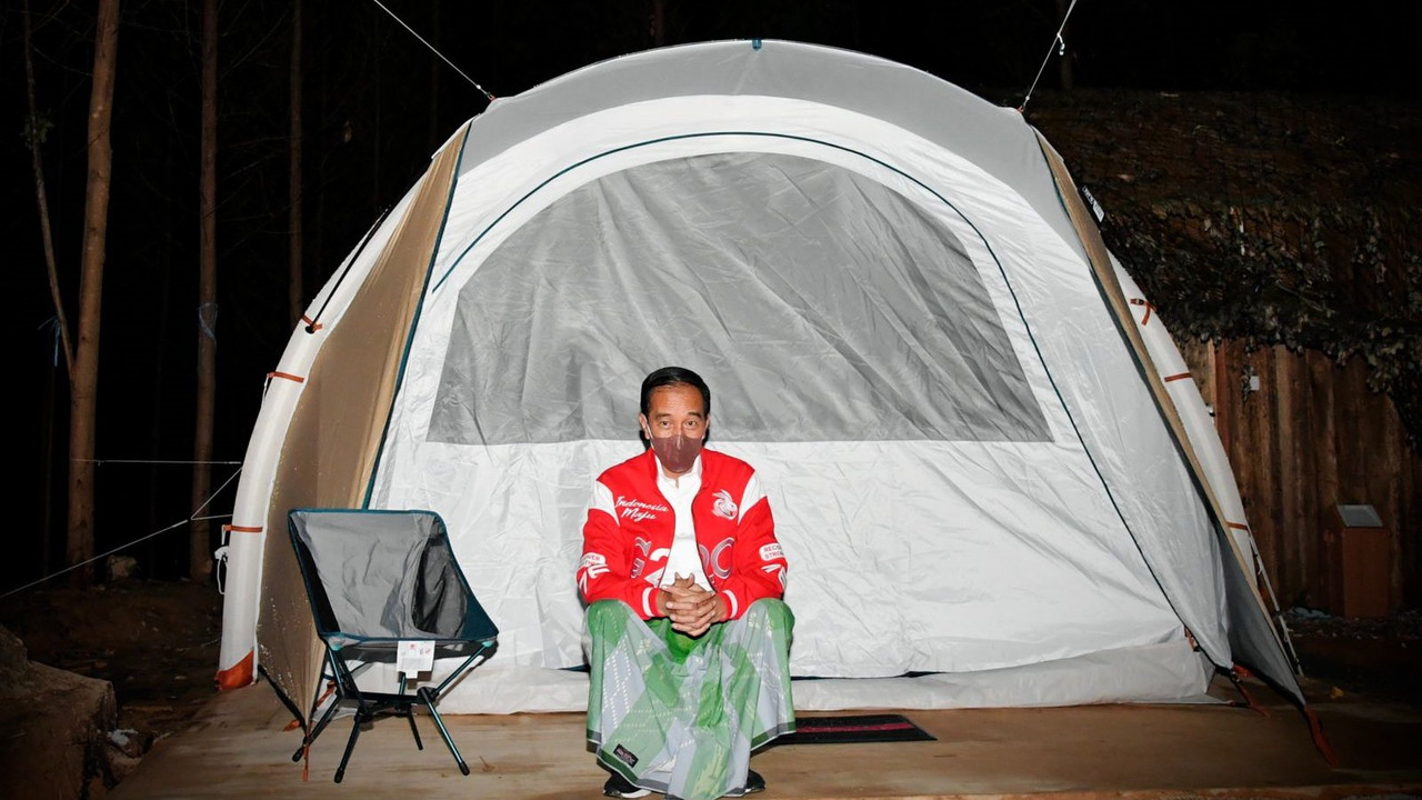 Malam Presiden Jokowi saat berkemah