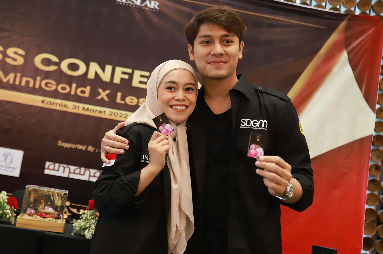 KUMPLUS OPINI- Yuviniar- Rizky Bilar dengan Lesty Kejora