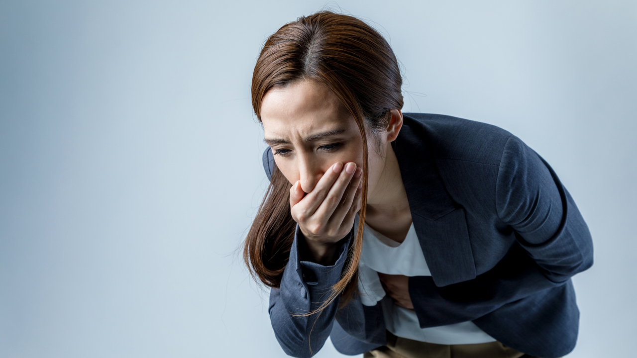 Ilustrasi Gerd- orang ingin muntah