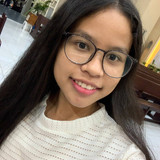 Stefania Sinaga