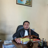 Mangapul Sitanggang SH MH