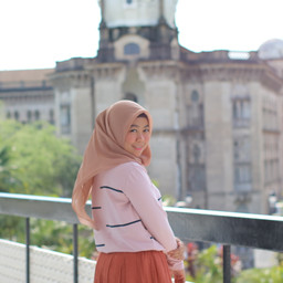Winda Puspita - GulanyaGulali