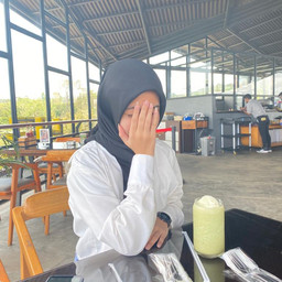 QUENA FARRAH DEWI