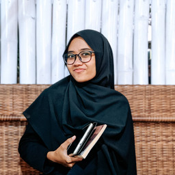 Mutia Senja