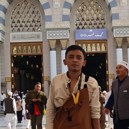 Deri Hudaya