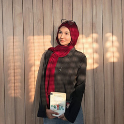 Suci Lutviah Azhari