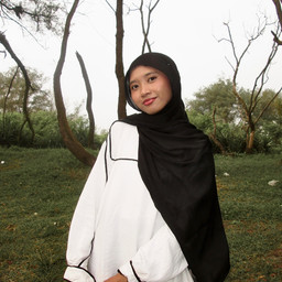 Vania Calista Putri Ady