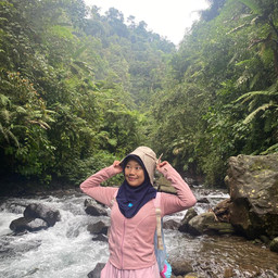Intan Aprilia
