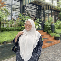Dhea Dhiwati