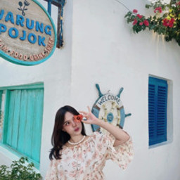 Amelya J Faras
