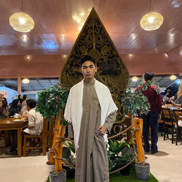 MUKHAMMAD MUZAKKI ROBBY