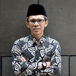 Ujang Komarudin
