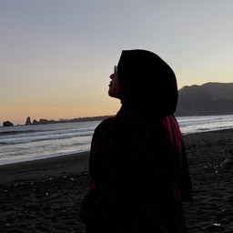 Nazwa Fira Faradisa