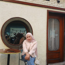 Bunga Cinta Mulia