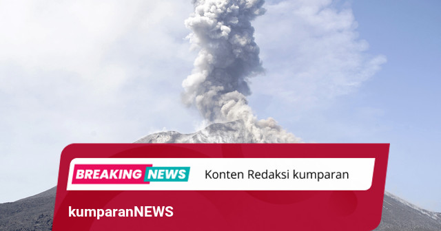 Abu Vulkanik Gunung Anak Krakatau, Arah Angin, dan Menanti Bandara Dibuka