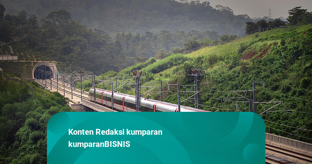 Populer: Whoosh Tetap Operasi di Tengah Erupsi; Kaji Kebijakan WFH Swasta-ASN