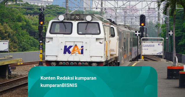 KAI Tambah 3 Perjalanan Kereta Menuju Jakarta Imbas Abu Vulkanik Anak Krakatau