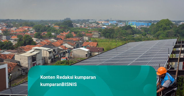 Asosiasi Sarankan Skema Sewa Atap Atasi Masalah Lahan Pembangunan PLTS 100 GW