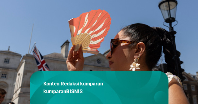 Warga Inggris Mulai ‘Makan Tabungan’ Akibat Perang AS-Iran