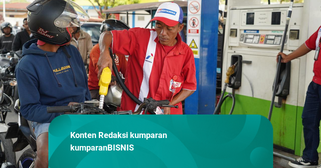 Kisah Seorang Korban Gempa NTT, Tetap Layani Warga Agar Kebutuhan Energi Terjaga