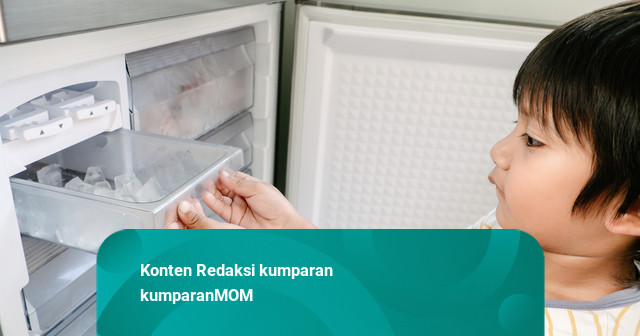 Anak Suka Gigit Es Batu, Benarkah Bisa Merusak Gigi?