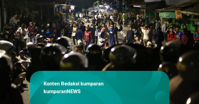 Massa Geruduk Markas DC di Surabaya: Dipicu Penganiayaan, Polisi Cegah Ricuh
