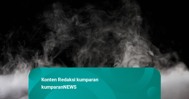 Asap Pekat Muncul dari Bawah Tanah di Pasar Baru, Polisi: Gardu Listrik Korslet