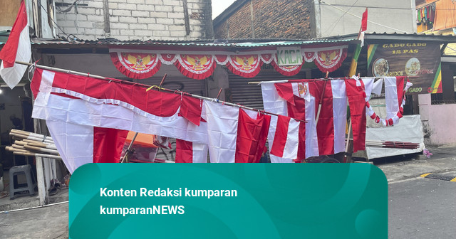 Kibaran Bendera Merah Putih Marketplace dan Kesepian Pedagang Jalanan