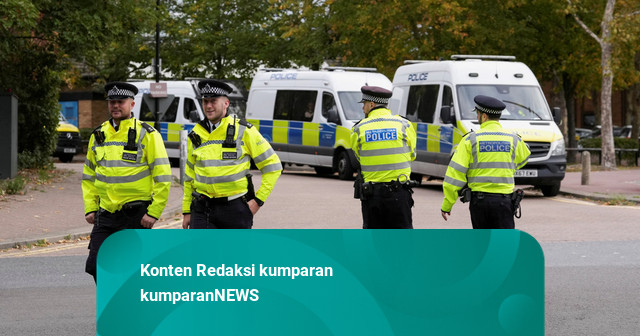 Mobil Lawan Arah lalu Tabrak Mobil Polisi di Inggris, 7 Orang Tewas