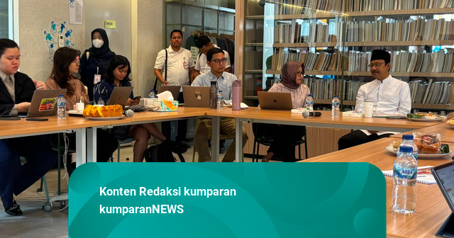 Mensos Sambangi Kantor ICW, Bahas Dugaan Korupsi Pengadaan Sekolah Rakyat
