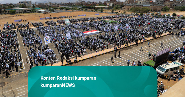 Foto: Ketegangan di Timur Tengah, Mahasiswa Yaman Gelar Aksi Dukung Houthi