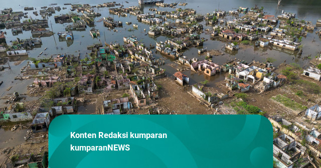 Foto: Kemarau Bikin Kampung Lama Muncul di Bendungan Karian