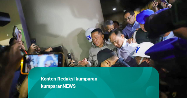Foto: Febrie Eks Jampidsus Melenggang ke Tahanan