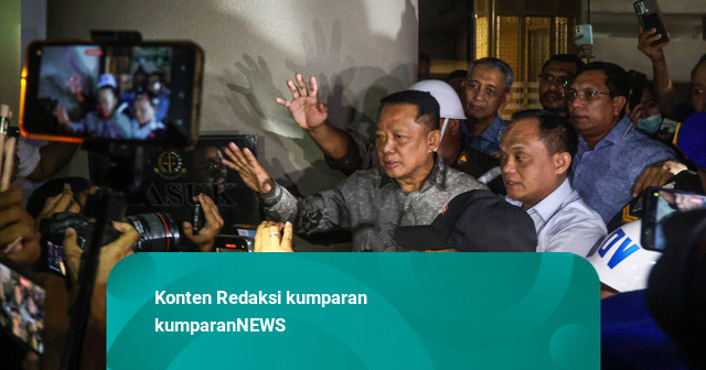 Hasto Soroti Penahanan Febrie: Tak Boleh Ada Perlakuan Berbeda