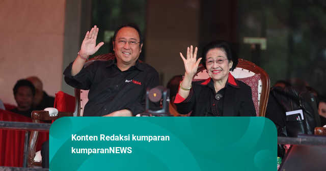 Didampingi Prananda, Megawati Resmikan Monumen Kudatuli di Kantor DPP PDIP