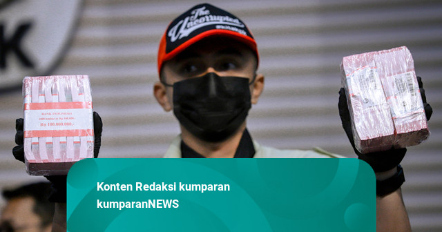 Pegawai KPK dan Ayahnya Peras Bupati Pemalang Rp 1,2 M