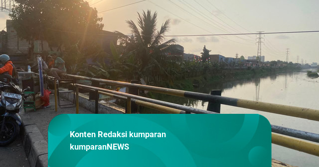Saksi: Korban Sempat Buang Kunci Motor Mantan Lalu Loncat ke Banjir Kanal Barat
