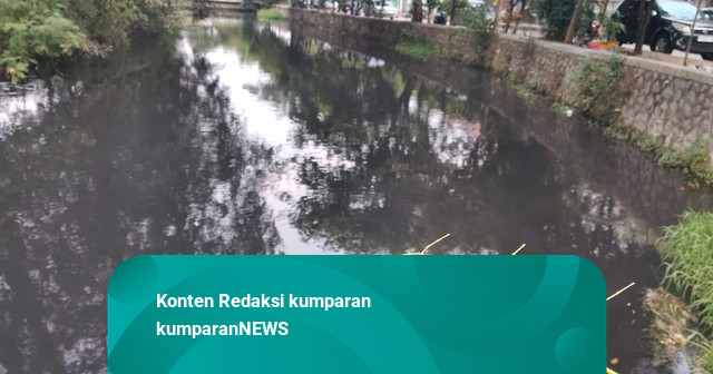 Kali Bekasi Menghitam, DLH Minta Penanganan Lintas Daerah & Imbau Warga Waspada