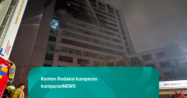 Kebakaran Gedung Bapenda DKI Padam, Damkar Sisir Gedung dan Mulai Pendinginan