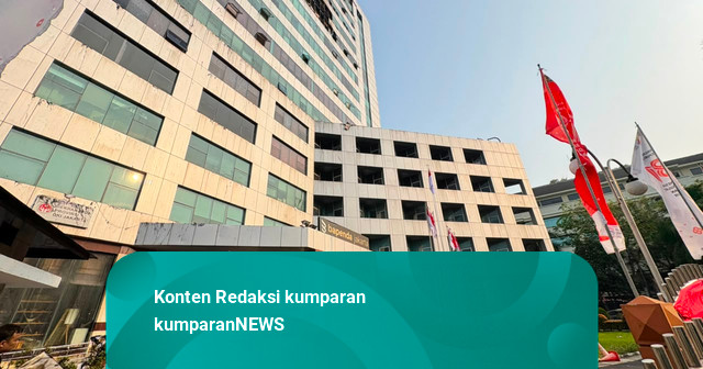 Titik Api Kebakaran Gedung Bapenda DKI Diduga dari Lantai 11, Ada Renovasi