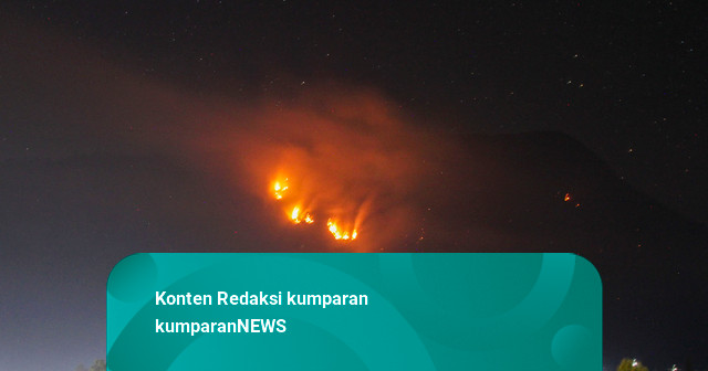 Foto: Titik Api Baru Muncul di Kawasan Bromo