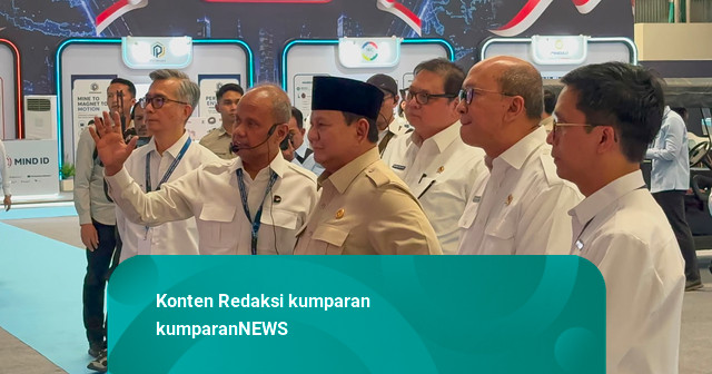 Prabowo Hadiri Peluncuran Ekosistem Motor Listrik Nasional di Cikarang