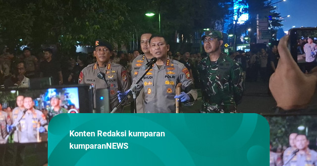 Demo Mahasiswa UI Dekat Bundaran HI Selesai, Arus Lalu Lintas Kembali Normal