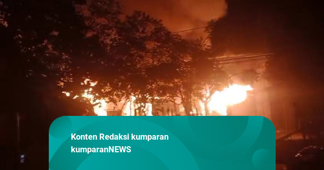 Cerita Warga Kampung Adat Sade: Api Membesar, Coba Padamkan Pakai Air di Ember