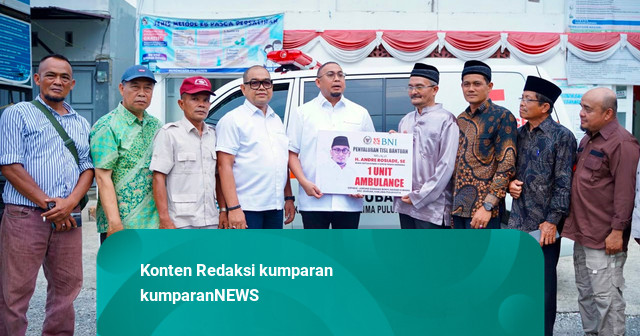 Andre Rosiade Serahkan Ambulans untuk Warga Kubang, Percepat Layanan Kesehatan