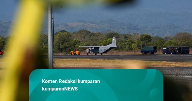 Gambar ilustrasi Pesawat Tni Al Tergelincir Saat Mendarat Di Hasanuddin Awak Selamat