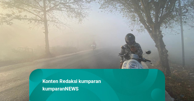 Kabut Asap Karhutla Selimuti Kota Martapura Kalsel, Jarak Pandang Hanya 4 Meter