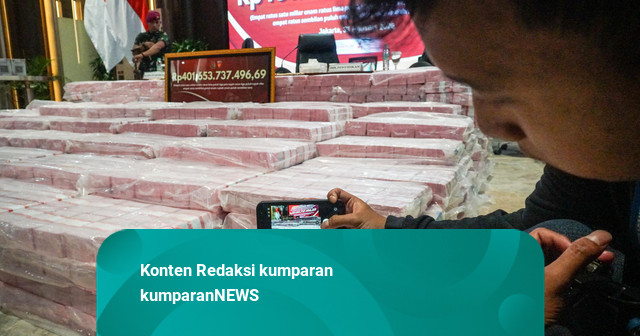 Foto: Kejagung Sita Uang Rp 401,6 Miliar dari PT CNI Terkait Kasus Nikel