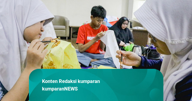 Foto: Siswa SLB Asah Kreativitas Lewat Seni di Tanah Abang