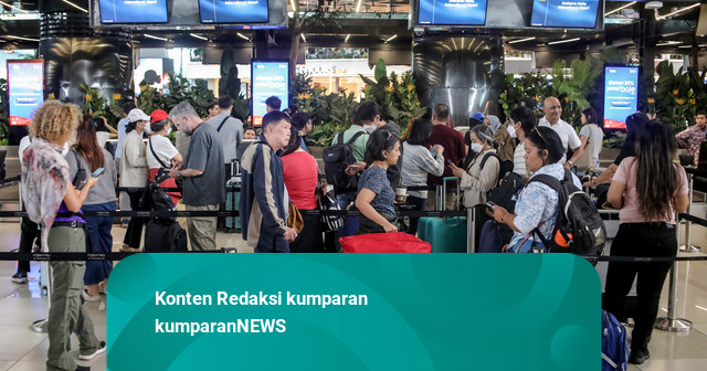 Sederet Dampak Erupsi Gunung Anak Krakatau ke Sektor Penerbangan
